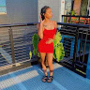 Meet your Posher, Dana